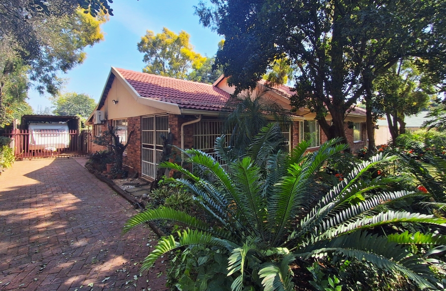 3 Bedroom Property for Sale in Ifafi North West